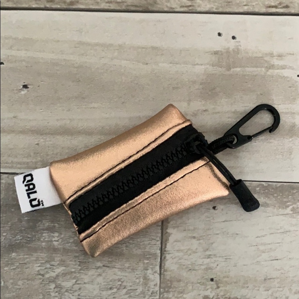 Qalo Gold Ring Case